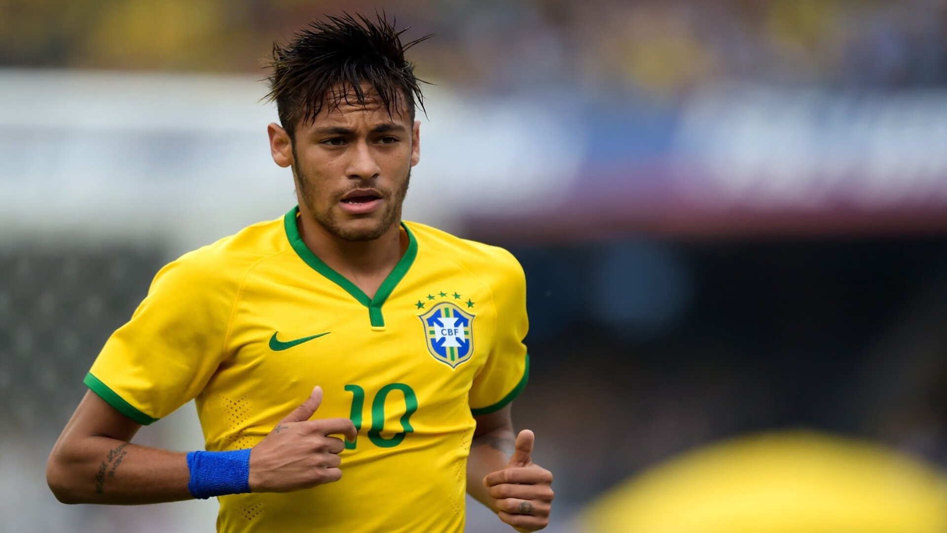 双城记，从基多到波士顿，两个世界的压制与接管