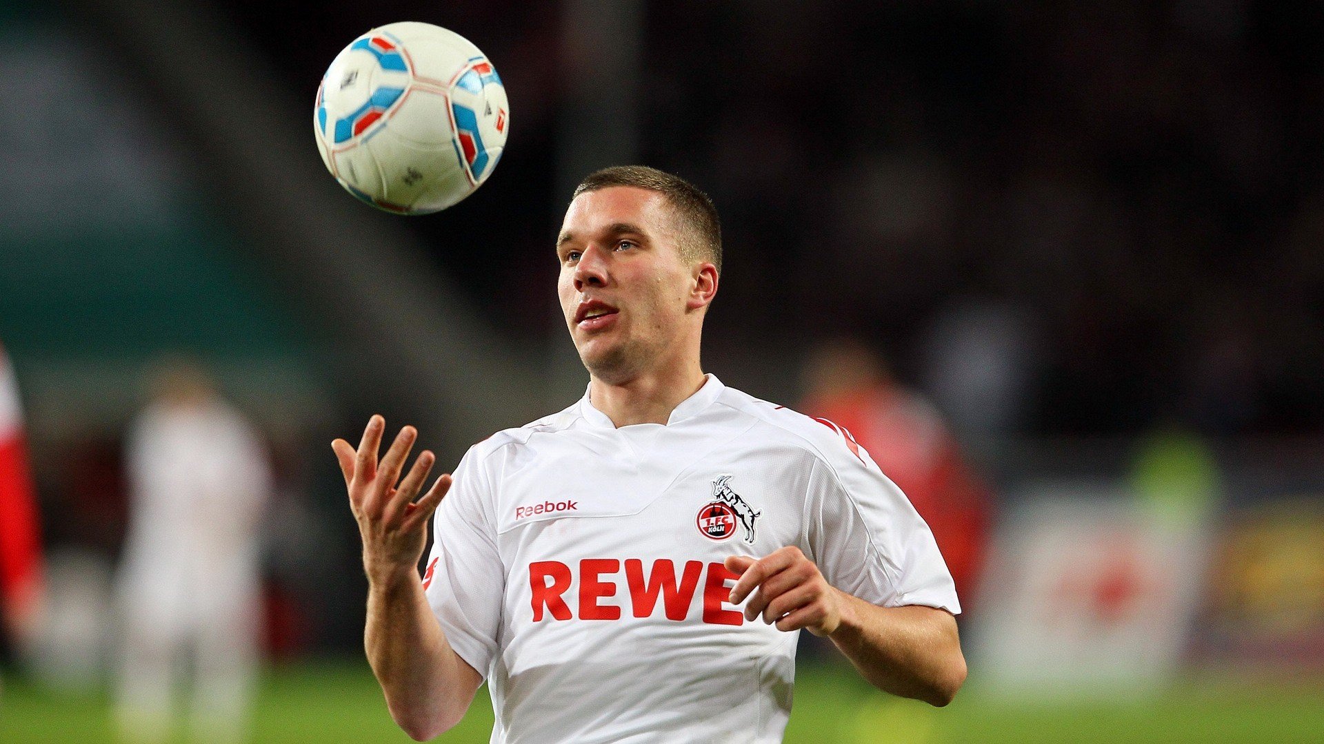 北欧寒刃刺穿蓝黑心,哈弗茨的绝杀时刻如何诠释足球的唯一性